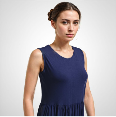 Vestido três marias, vestido liso